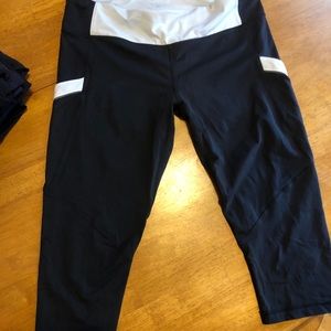 Lululemon crop leggings